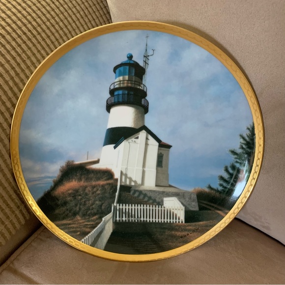 THE AMERICAN LIGHTHOUSE PLATE COLLECTION. Cape Disappointment Lighthouse! - Picture 5 of 7
